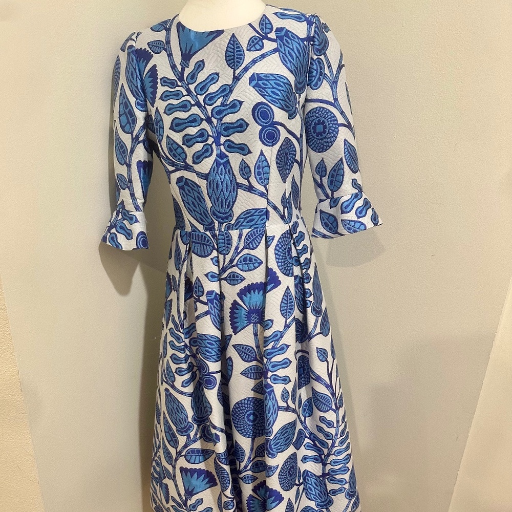 Sophisticated Andrew Gn Blue & White Dress Size 40